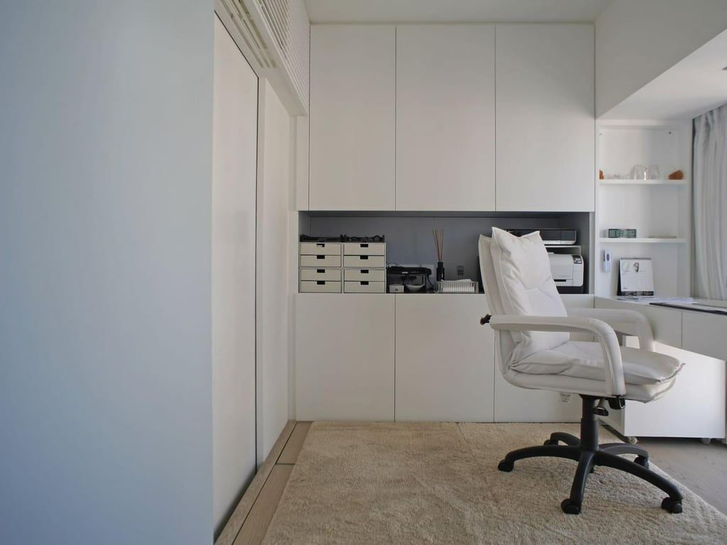 photo 8 — Island Crest, Sai Ying Pun