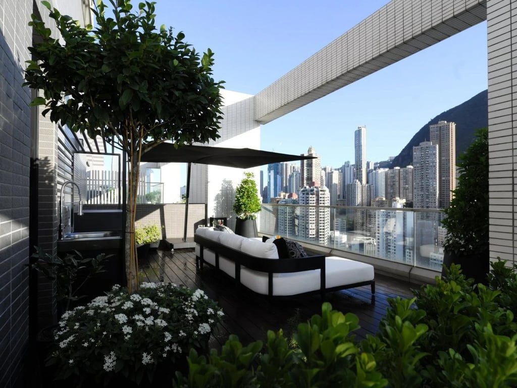photo 2 — Island Crest, Sai Ying Pun