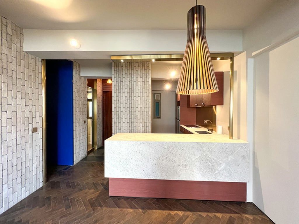 photo 3 — Hollywood Building, Sheung Wan