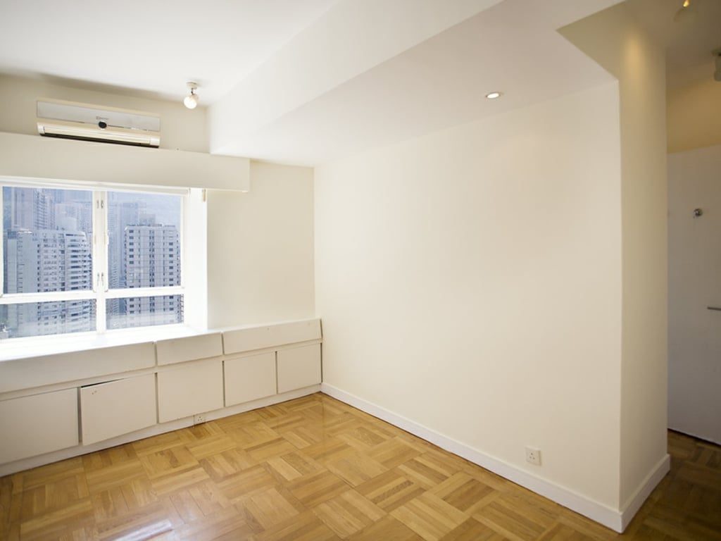 photo 6 — Birchwood Place, Mid Levels Central
