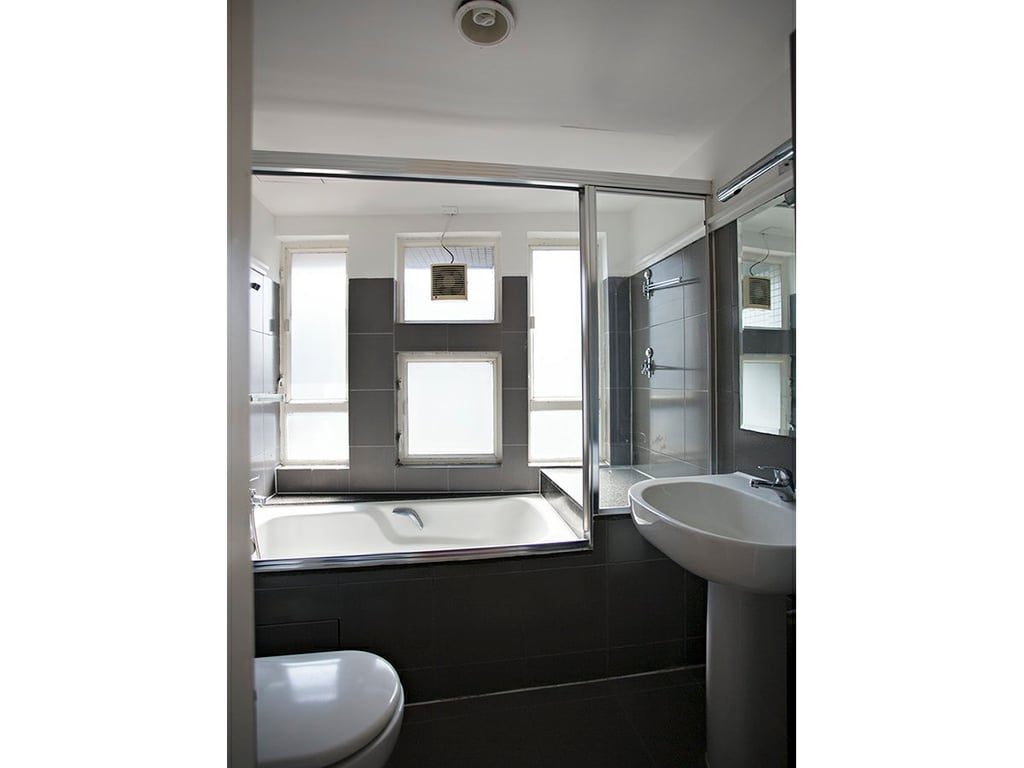photo 7 — Birchwood Place, Mid Levels Central