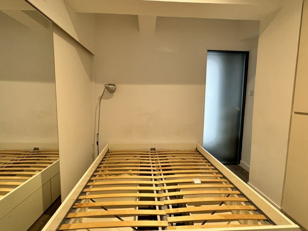 photo 4 — Sun Fat Building, Soho