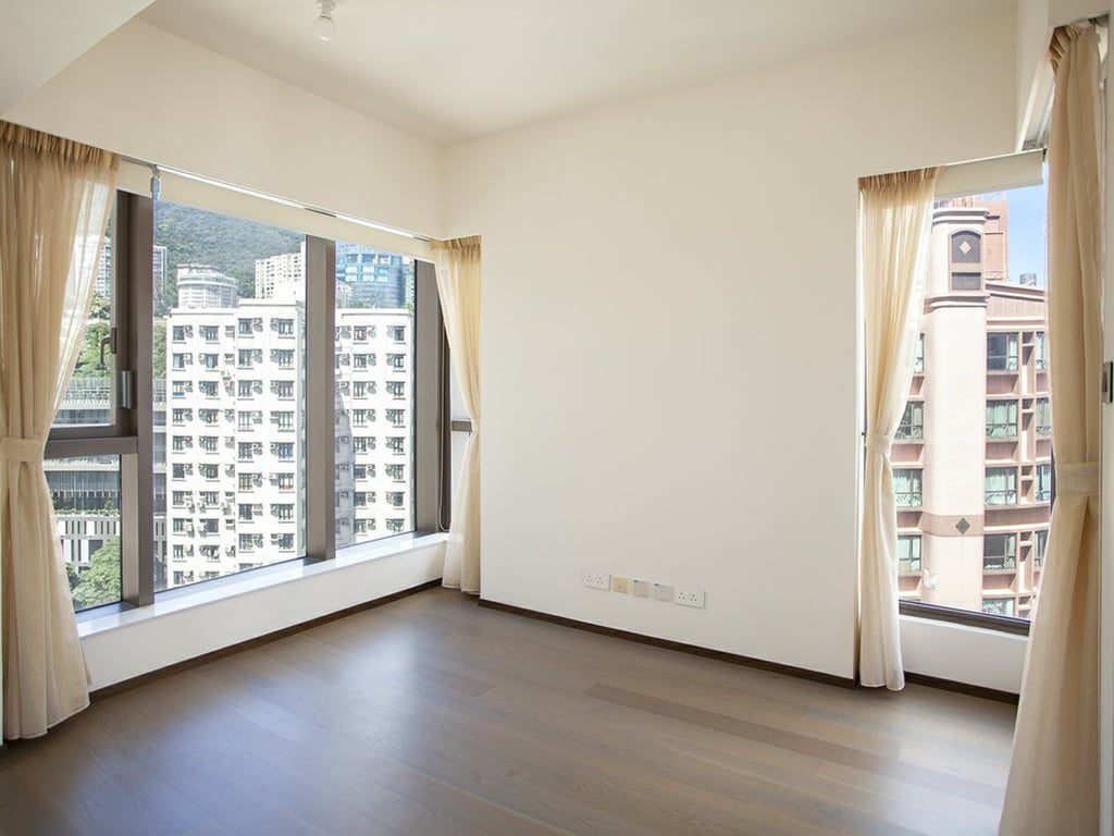 photo 4 — Regent Hill, Happy Valley