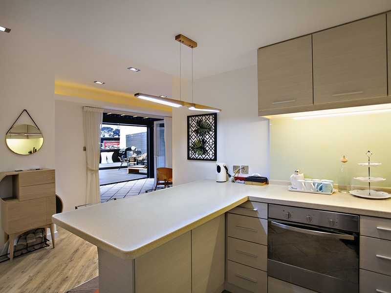 photo 6 — Sunrise House, Soho