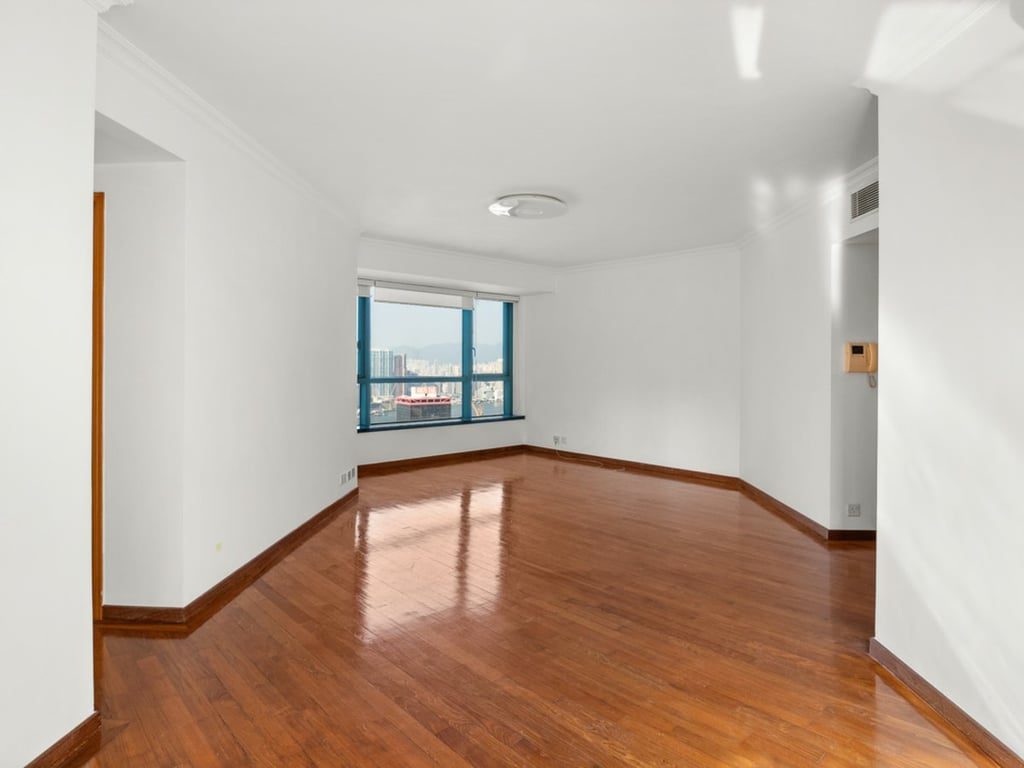 photo 3 — 80 Robinson Road, Mid Levels West