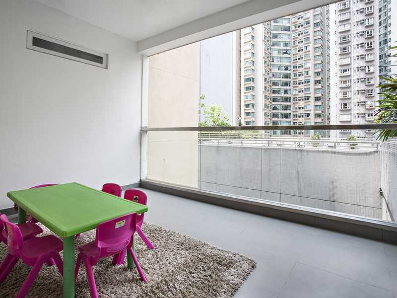 photo 3 — Manly Mansion, Mid Levels West