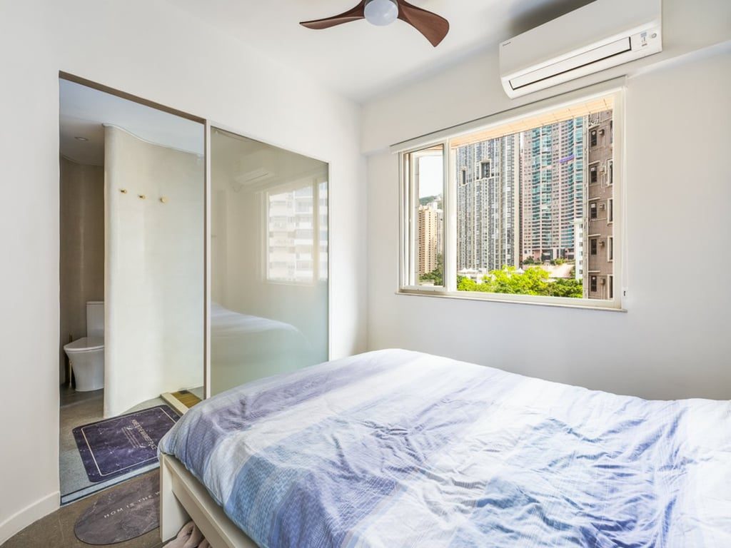 photo 6 — Jing Tai Garden Mansion, Mid Levels Central