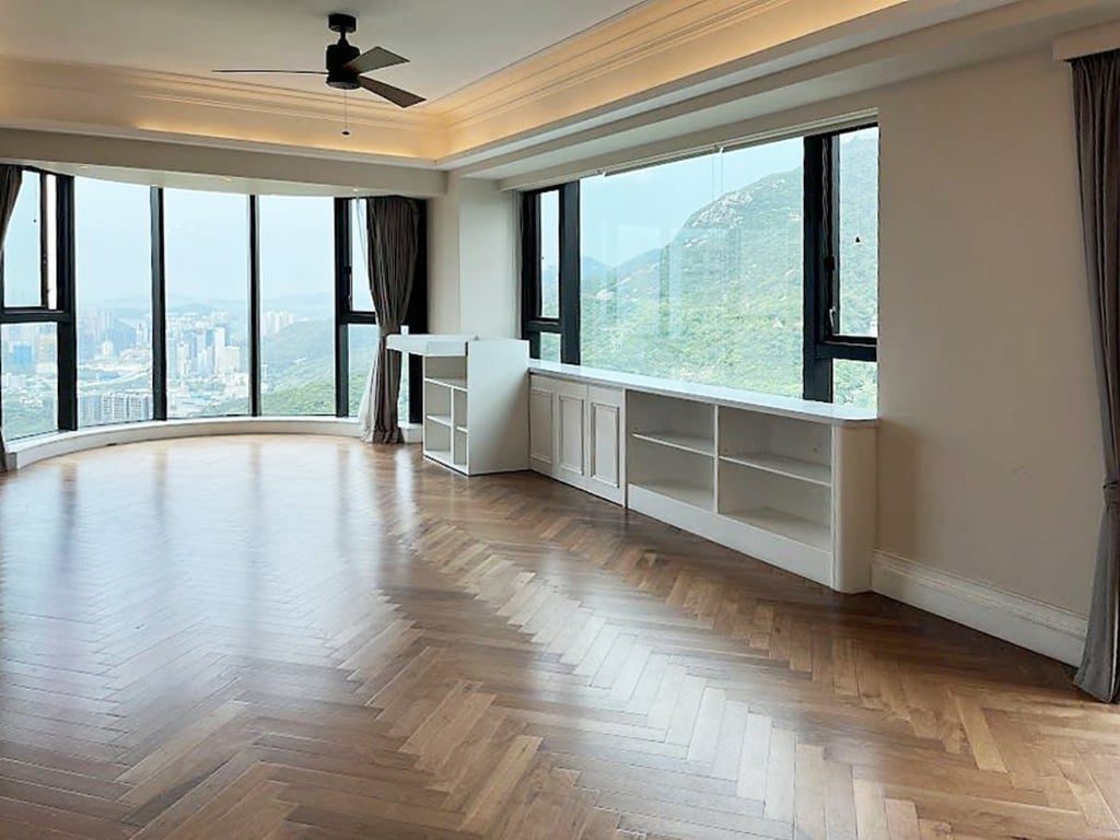 3 Repulse Bay Road