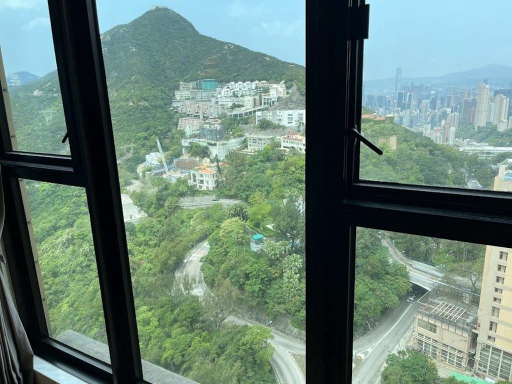 photo 5 — 3 Repulse Bay Road, Repulse Bay