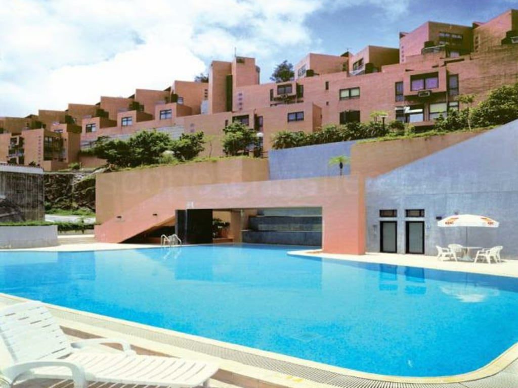 photo 13 — Belleview Place, Repulse Bay