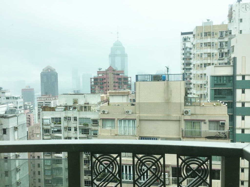 photo 2 — 31 Robinson Road, Mid Levels West
