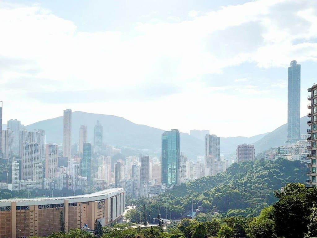 相片 12 — 東座，東半山