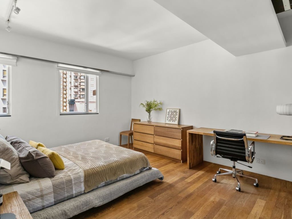 photo 4 — Hawthorn Garden, Happy Valley