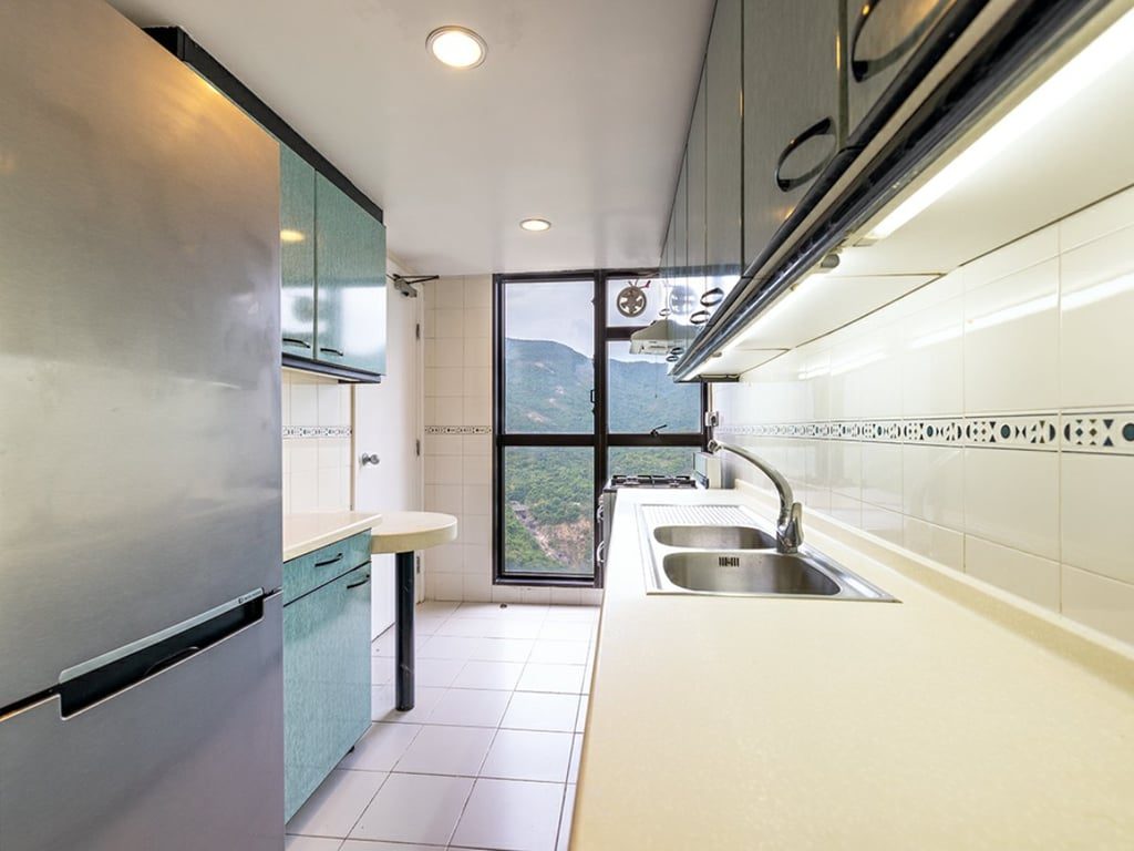 photo 10 — Pacific View, Tai Tam