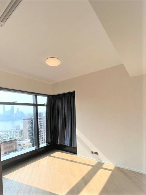 photo 3 — The Pavilia Hill, Tin Hau