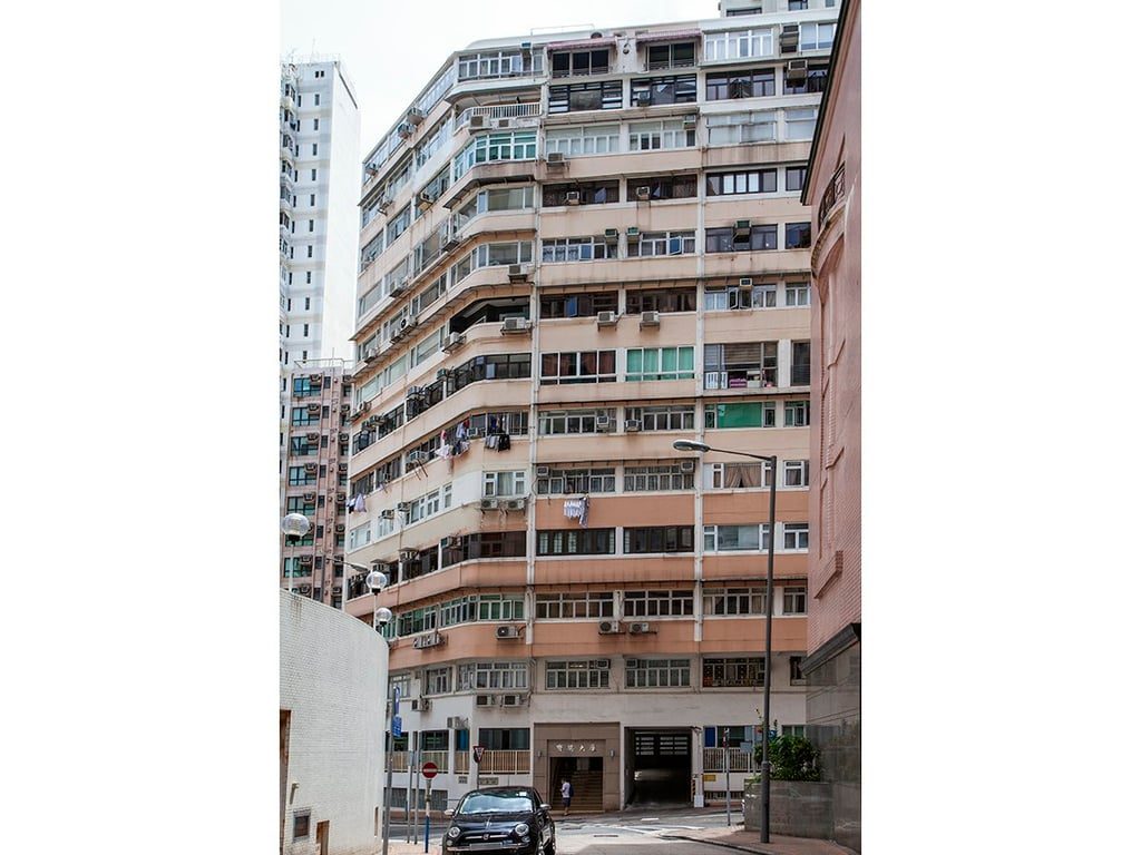 photo 9 — Po Tak Mansion, Happy Valley