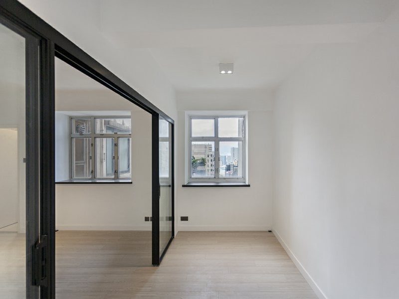 photo 6 — Woodland Court, Mid Levels West