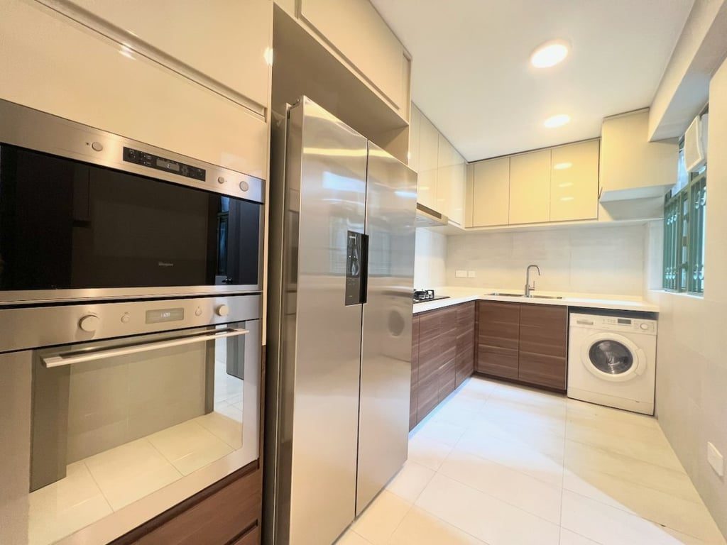 photo 6 — Robinson Place, Mid Levels West