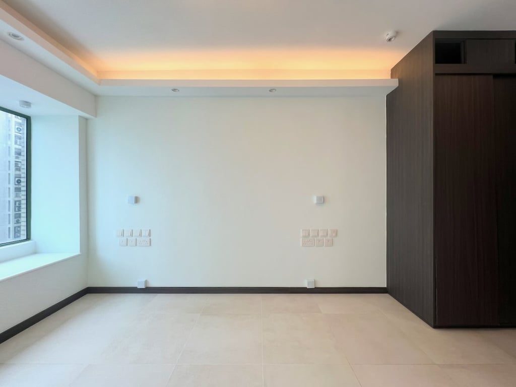 photo 9 — Robinson Place, Mid Levels West
