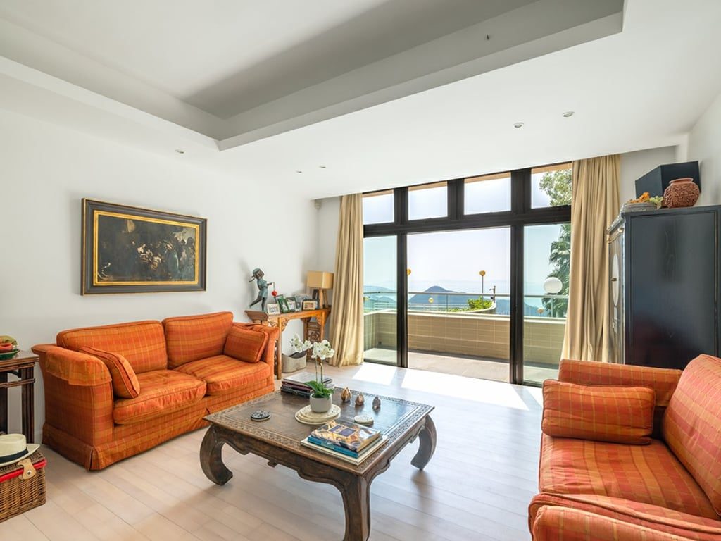 photo 17 — Ondina Heights, The Peak