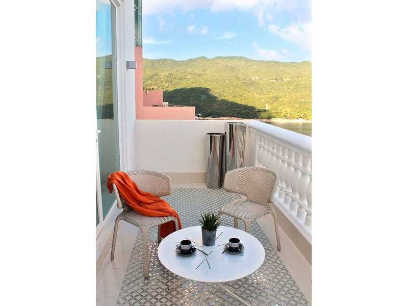 photo 12 — Redhill Peninsula - Palm Drive, Tai Tam