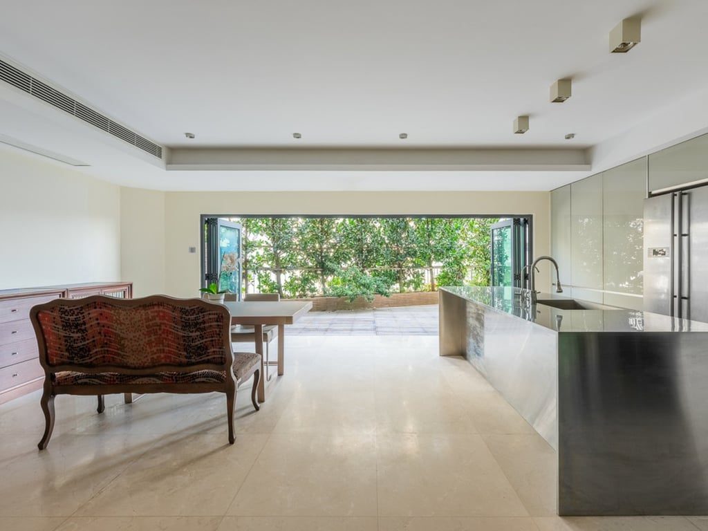 photo 3 — Repulse Bay Heights, Repulse Bay