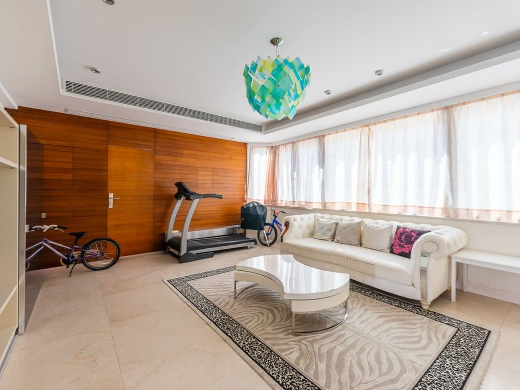 photo 7 — Repulse Bay Heights, Repulse Bay