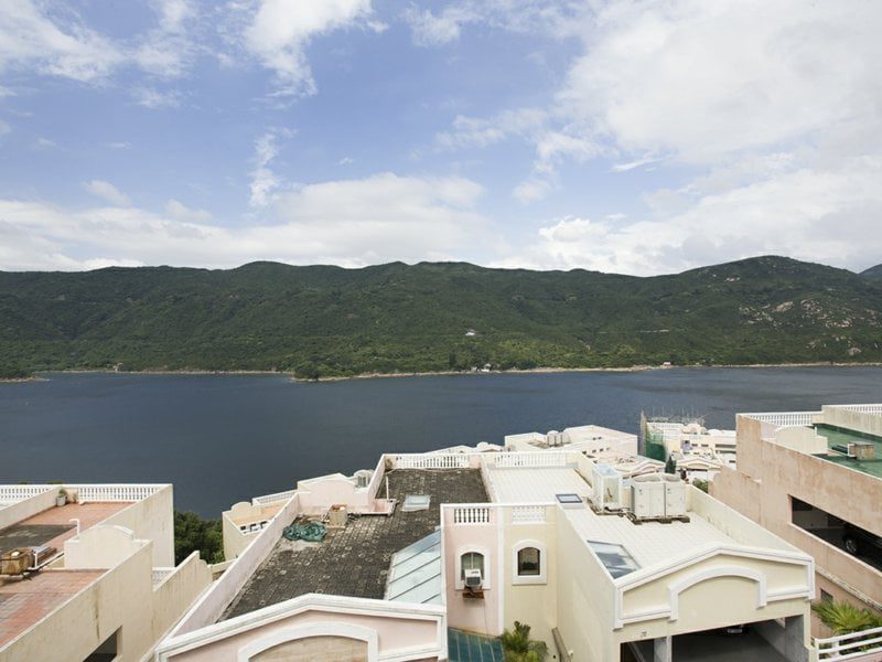 photo 3 — Redhill Peninsula - Palm Drive, Tai Tam