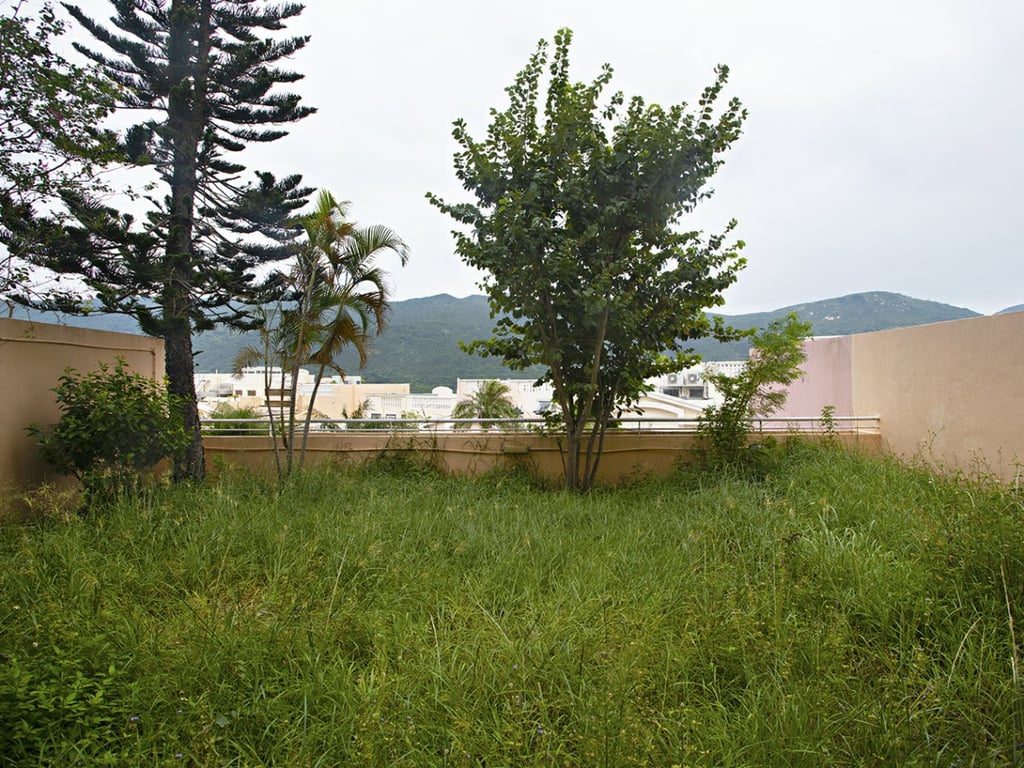 photo 3 — Redhill Peninsula - Palm Drive, Tai Tam