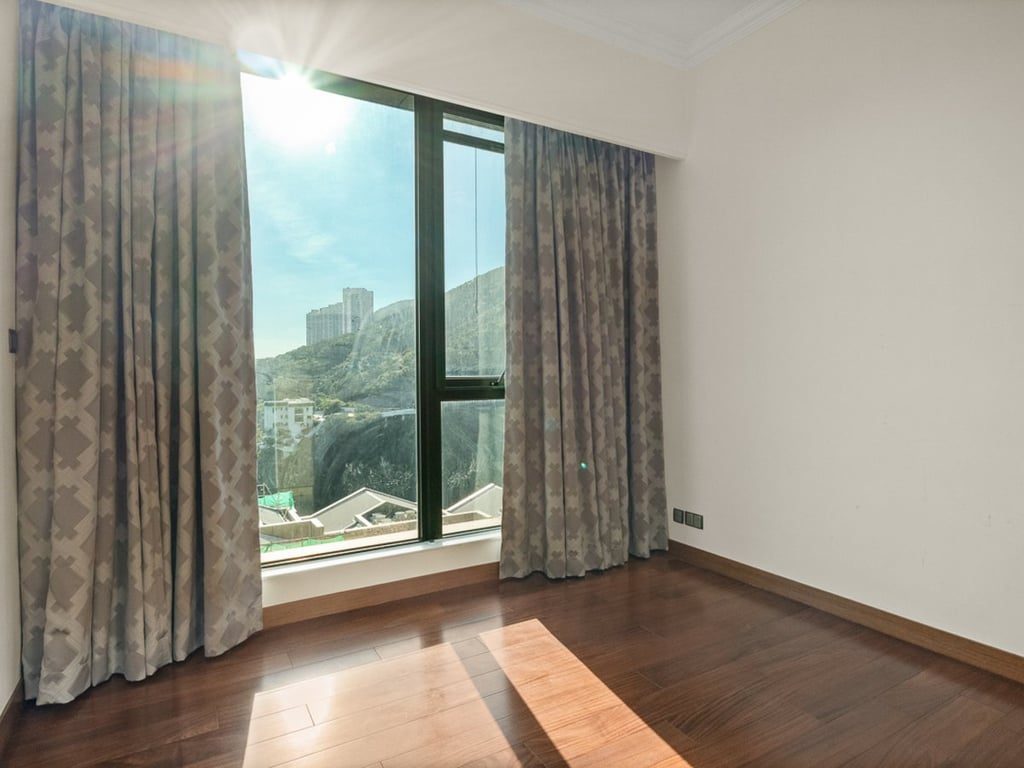 photo 9 — Le Palais, Tai Tam
