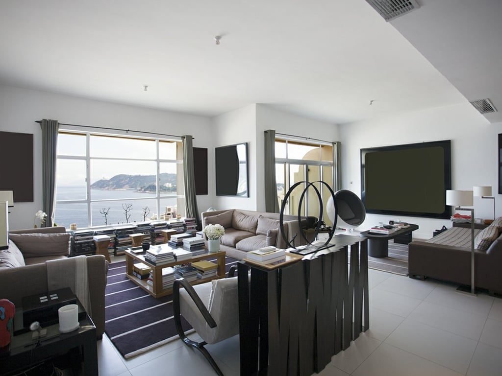 Redhill Peninsula - Palm Drive