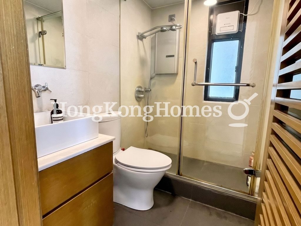 Master Bathroom — 慧豪閣 - 第01座，西半山
