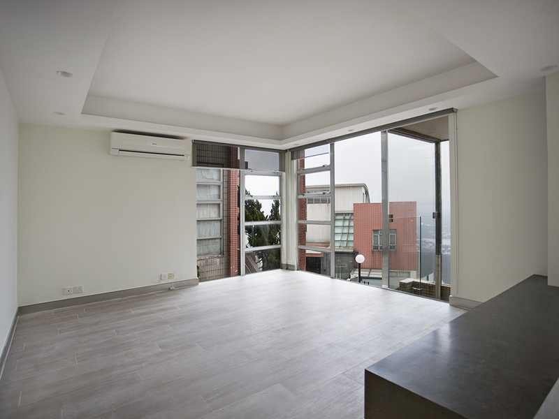 photo 4 — Sunshine Villa, The Peak