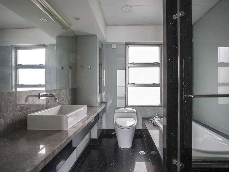 photo 9 — Sunshine Villa, The Peak