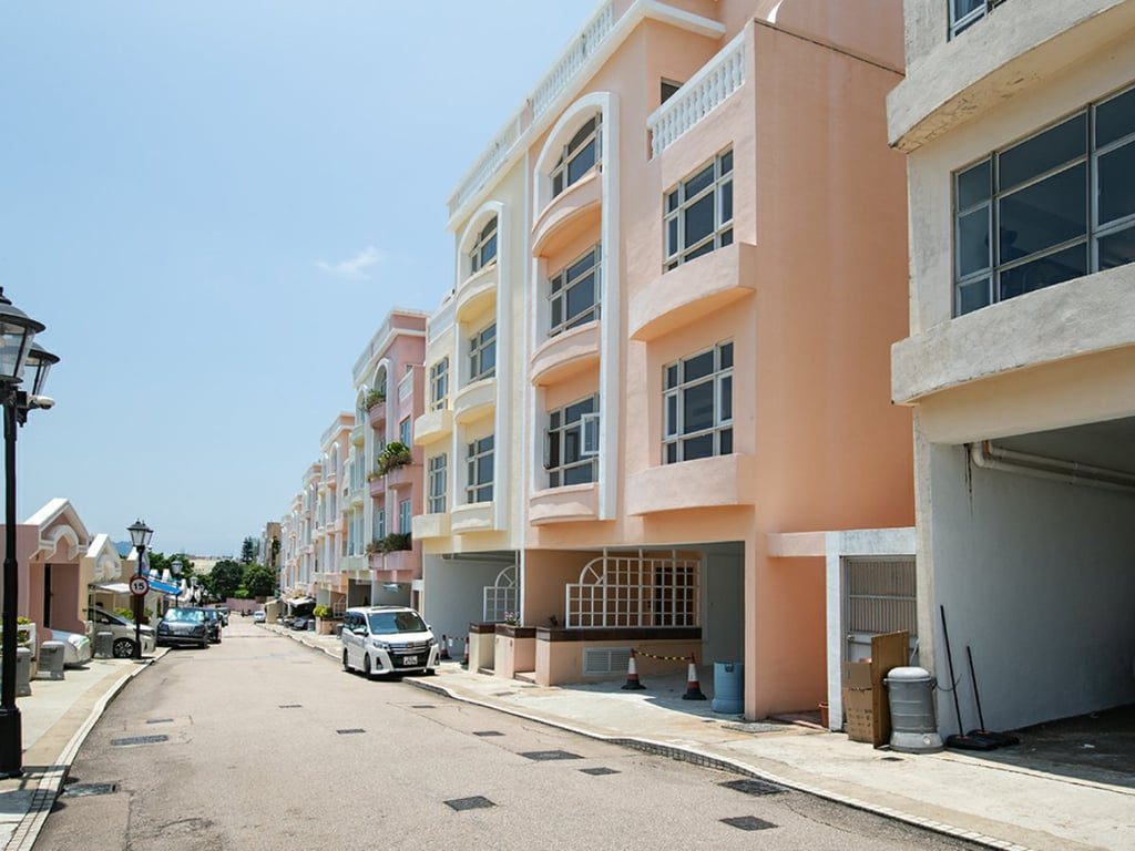 photo 18 — Redhill Peninsula - Cedar Drive, Tai Tam