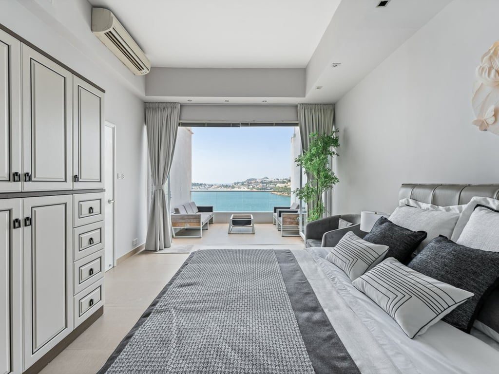 photo 21 — Redhill Peninsula - Palm Drive, Tai Tam