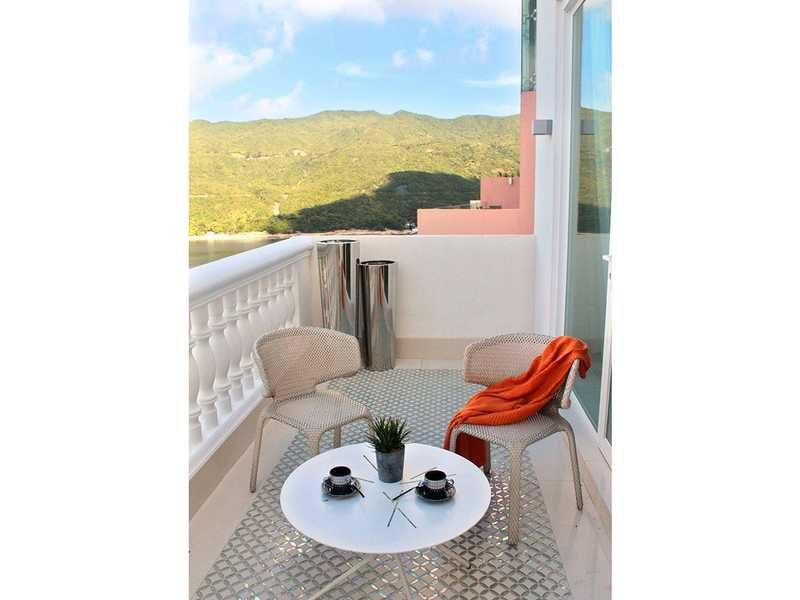 photo 13 — Redhill Peninsula - Palm Drive, Tai Tam