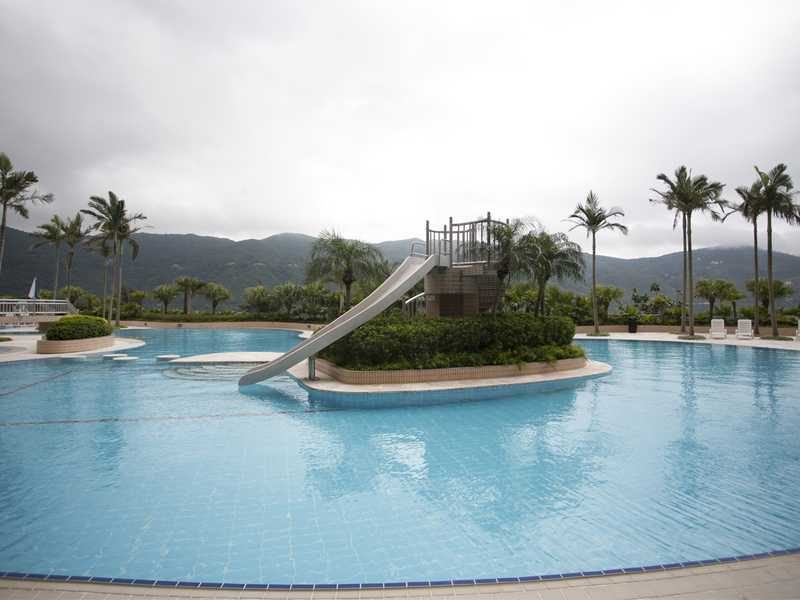 photo 17 — Redhill Peninsula - Palm Drive, Tai Tam
