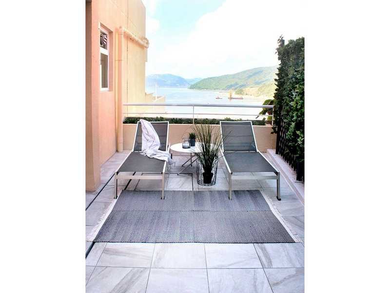 photo 4 — Redhill Peninsula - Palm Drive, Tai Tam