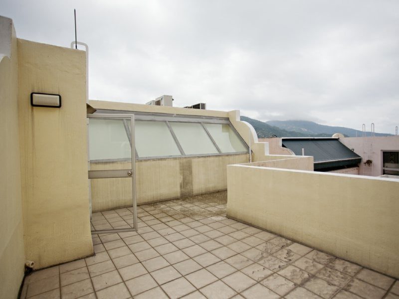 photo 6 — Redhill Peninsula - Cedar Drive, Tai Tam