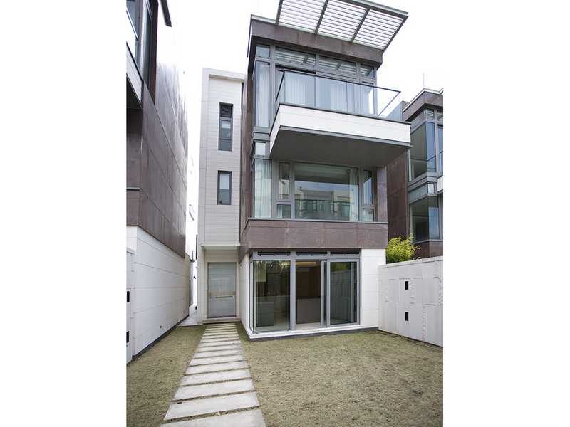 photo 15 — 6 Stanley Beach Road, Stanley