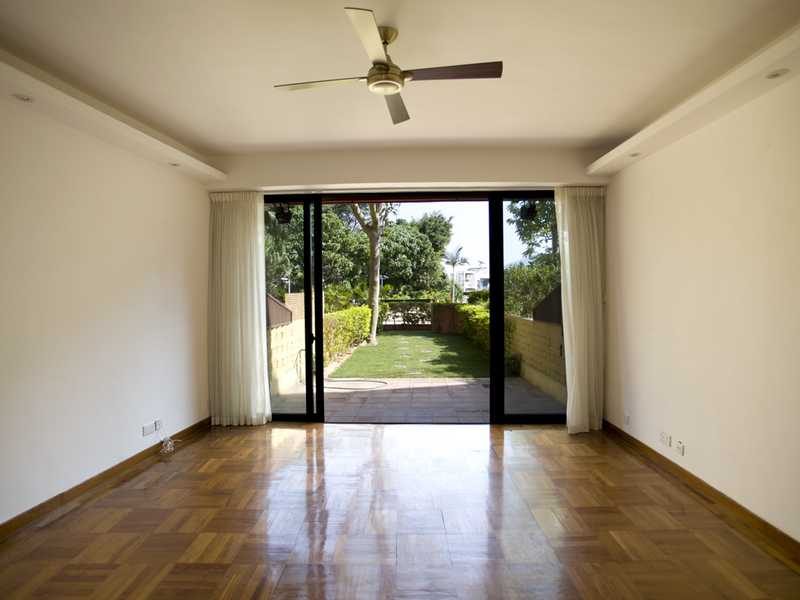 photo 2 — Stanley Court, Stanley