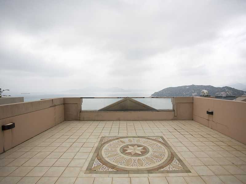 photo 3 — Regalia Bay, Stanley