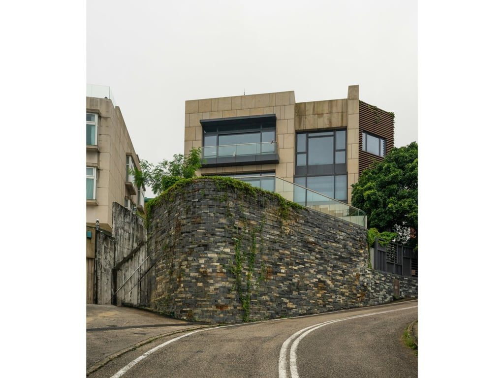 18 Carmel Road