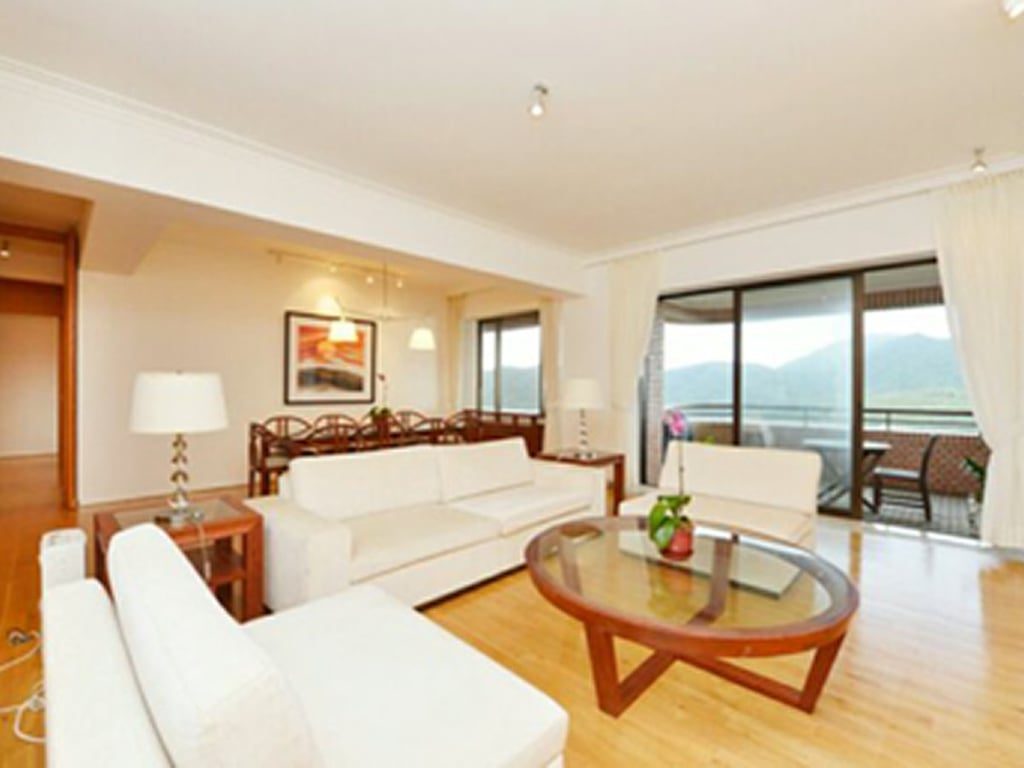photo 2 — Hong Kong Parkview, Repulse Bay