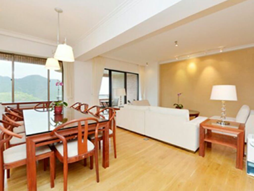 photo 3 — Hong Kong Parkview, Repulse Bay