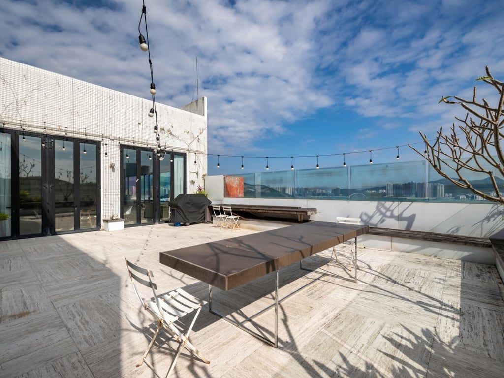 photo 1 — Chai Wan Industrial City Phase II, Chai Wan