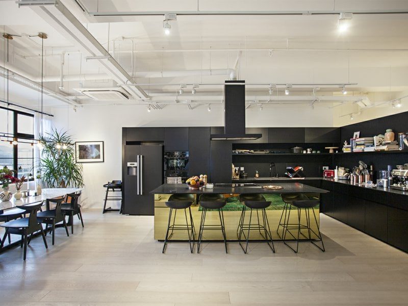 photo 3 — Chai Wan Industrial City Phase II, Chai Wan