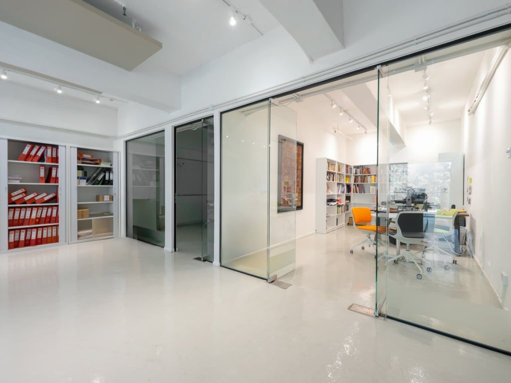 photo 16 — Derrick Industrial Building, Wong Chuk Hang