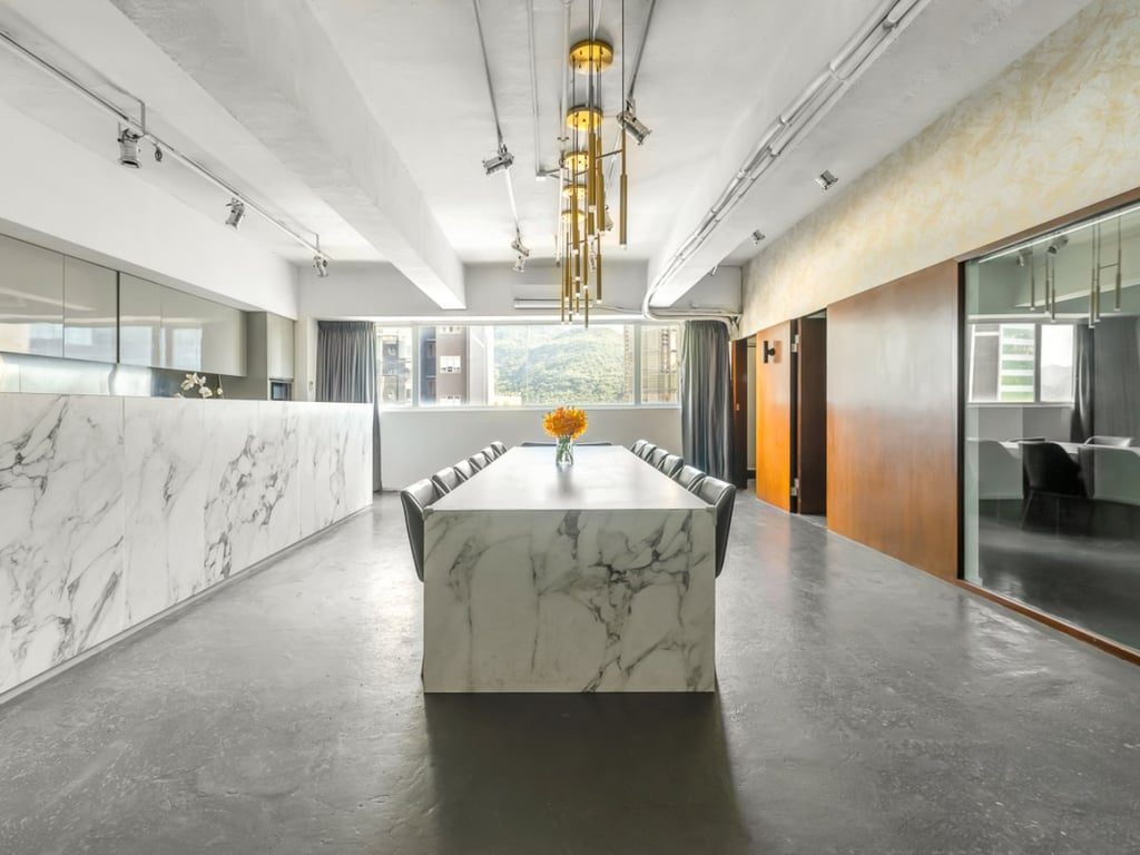 photo 4 — Derrick Industrial Building, Wong Chuk Hang